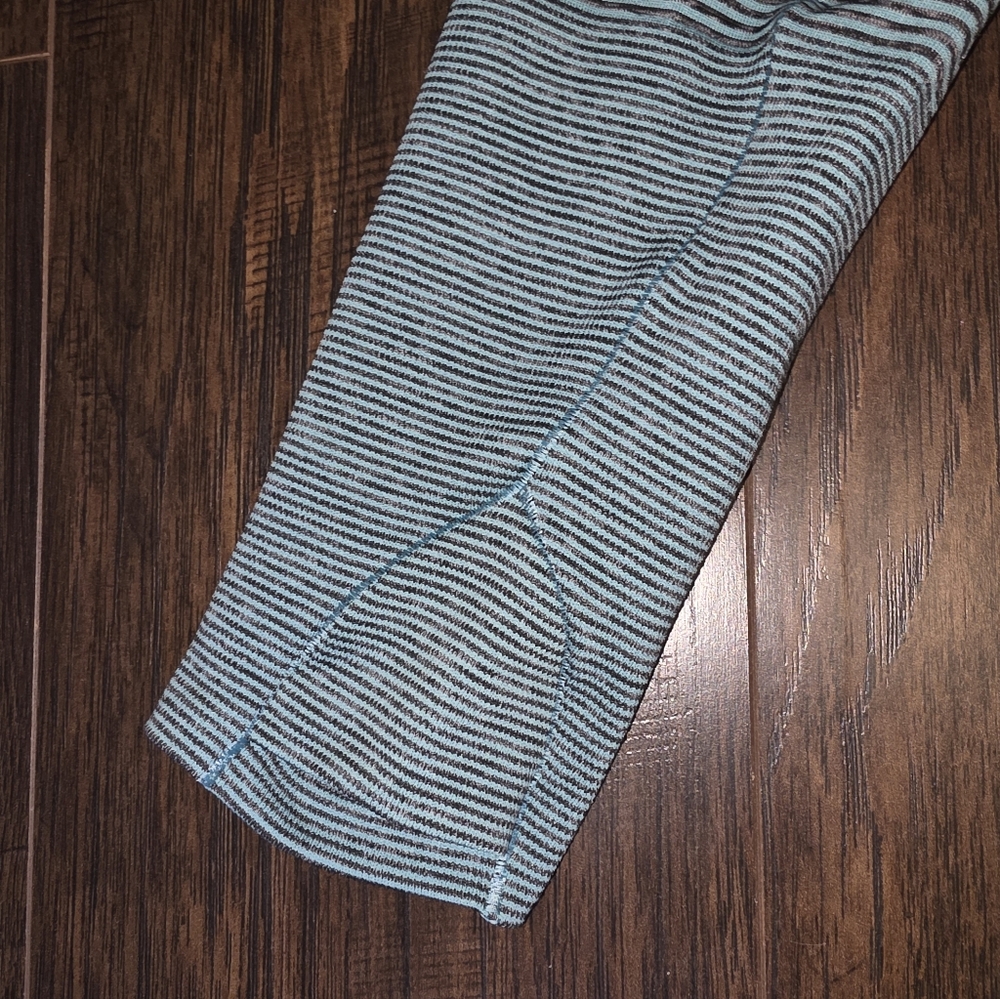 LULUEMON Swiftly Tech Long-Sleeve Shirt - Picture 4 of 5